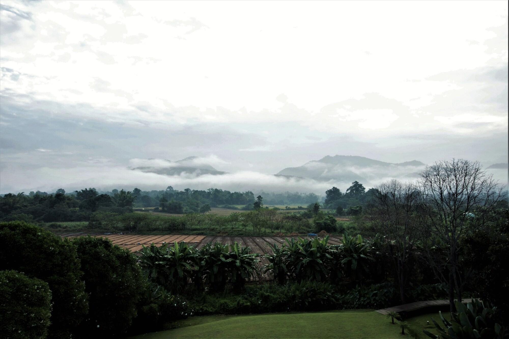 Yoma Hotel, Pai Esterno foto