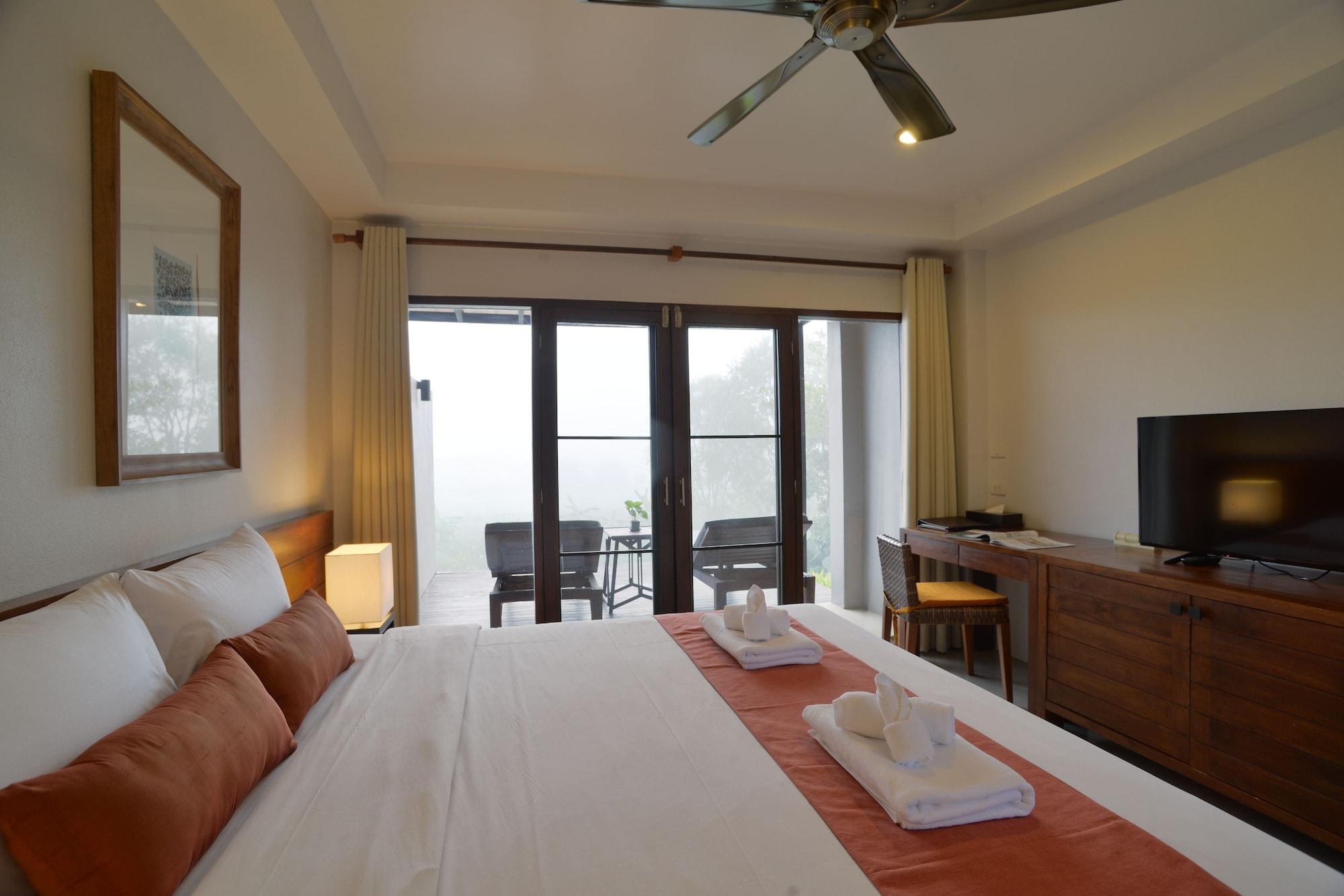 Yoma Hotel, Pai Esterno foto