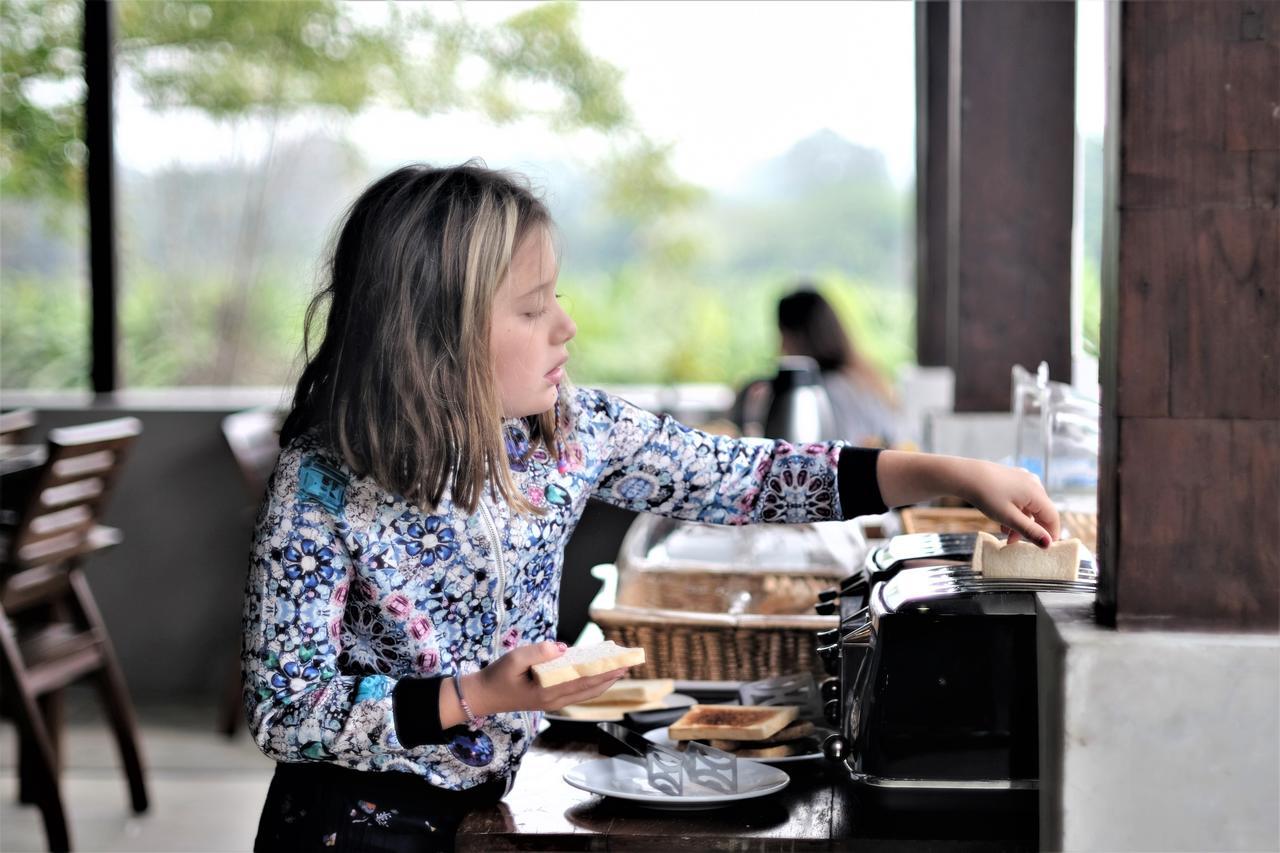 Yoma Hotel, Pai Esterno foto